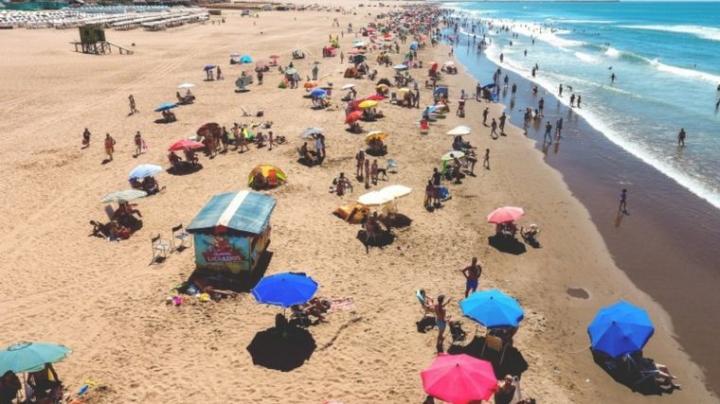 Brusca caída del turismo: el peor verano desde la pandemia