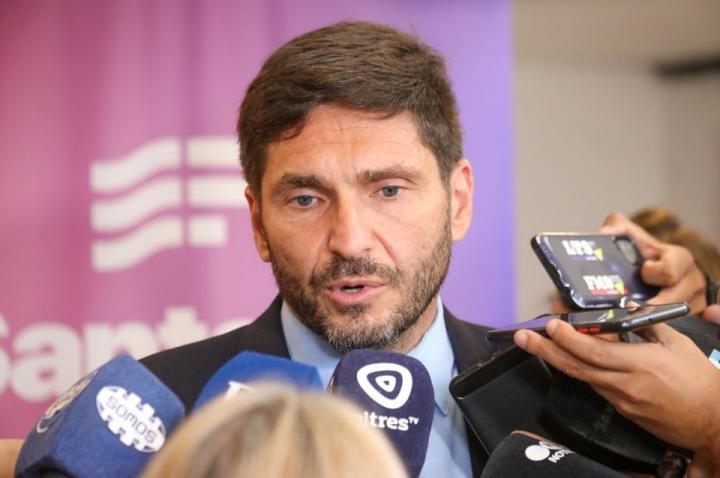 Bajar el ausentismo docente para redistribuir $250.000 millones