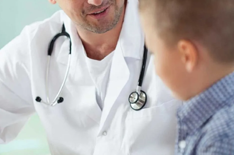 Pediatras atienden todas las obras sociales menos al Iapos