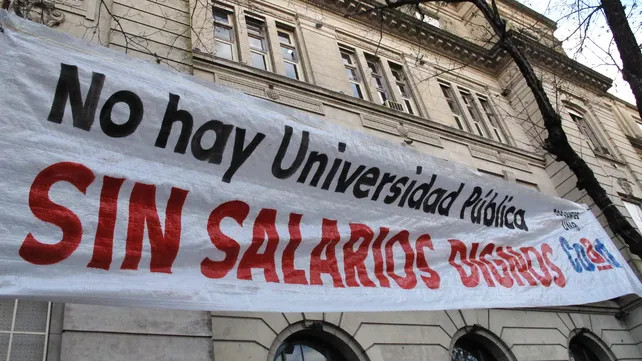 Cierran las universidades nacionales en todo el país