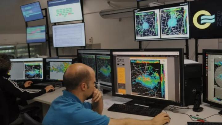 Advierten sobre inminentes despidos en el Servicio Metereológico