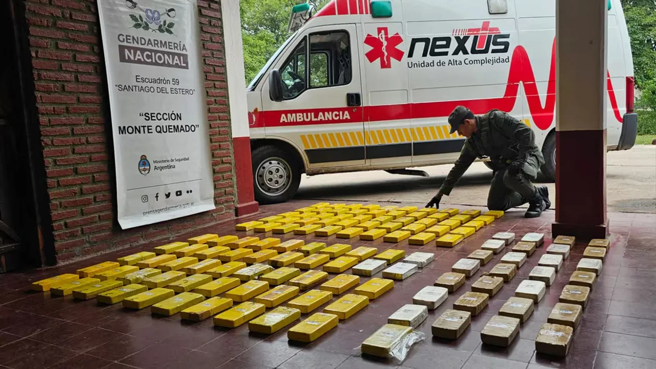 “Operativo Ambulancia”: llevaban falsa paciente y 134 kg de cocaína