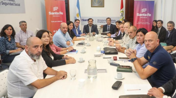 La Provincia ofreció a los maestros un 18% de aumento salarial