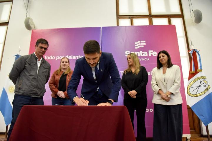 Pullaro habló de que “los jóvenes tengan un futuro mucho mejor”