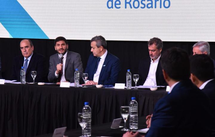 Subsidios al transporte: Pullaro respaldó a los intendentes