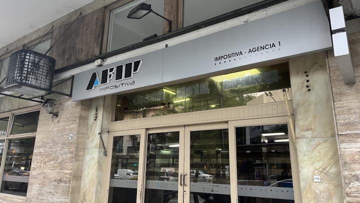 La AFIP controlará transferencias de poco dinero 