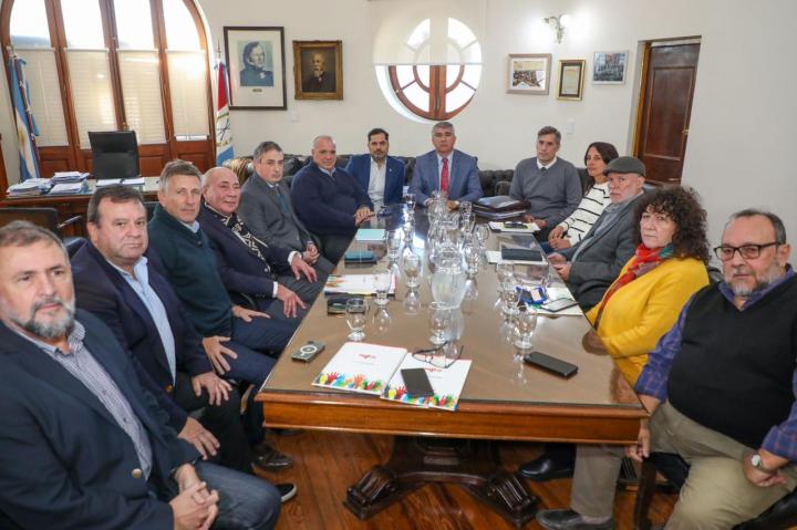 Santa Fe ofreció 18% de aumento para los estatales