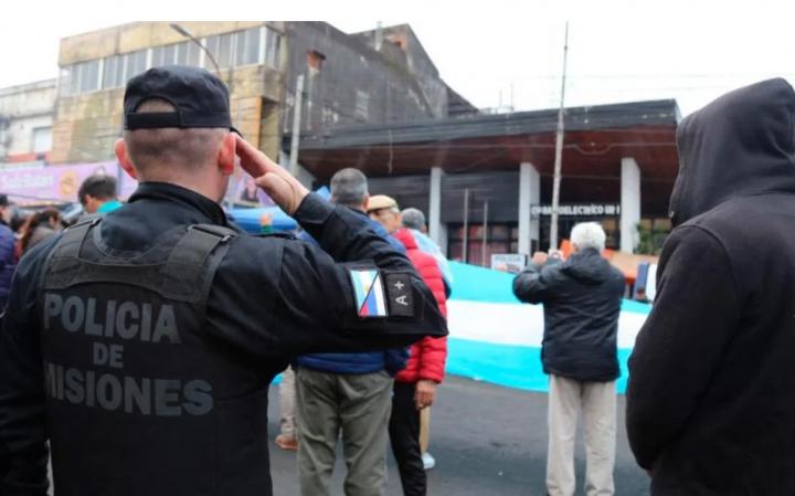 Misiones: 15.500 pesos de aumento y la policía aceptó