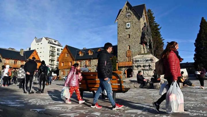 ¿Habrá otro fin de semana largo por el feriado del 9 de julio?