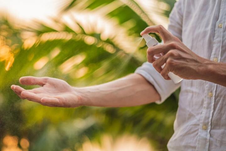 Prohíben la venta de dos marcas de repelentes para mosquitos