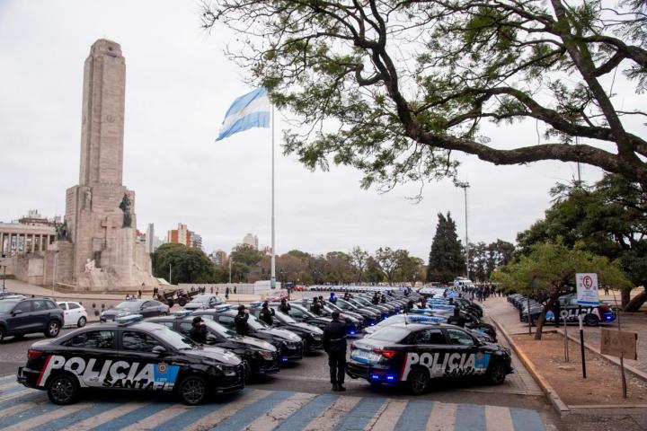 Los nuevos móviles que compró la provincia para la policÃa.