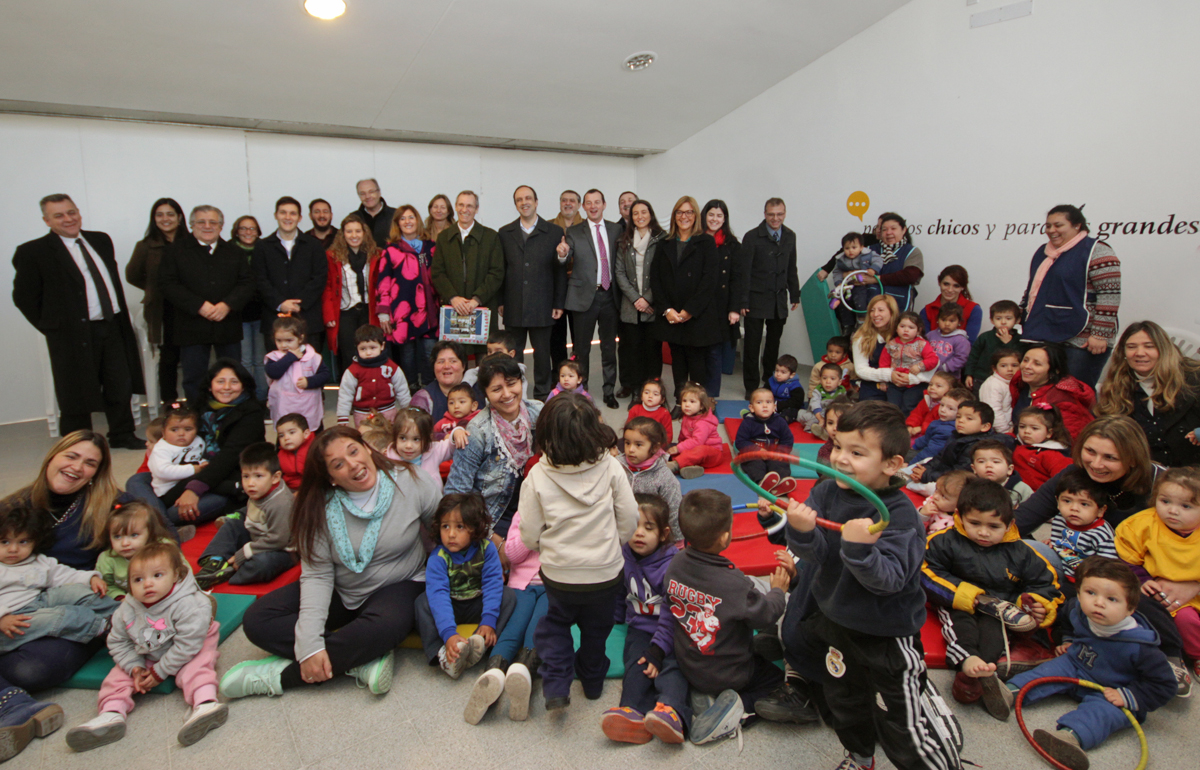 Jardines municipales sumaron más padrinos