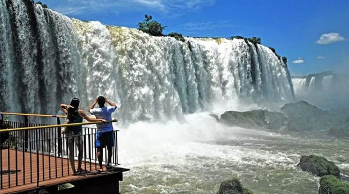 Caída histórica en la ocupación hotelera: la peor desde 2021 