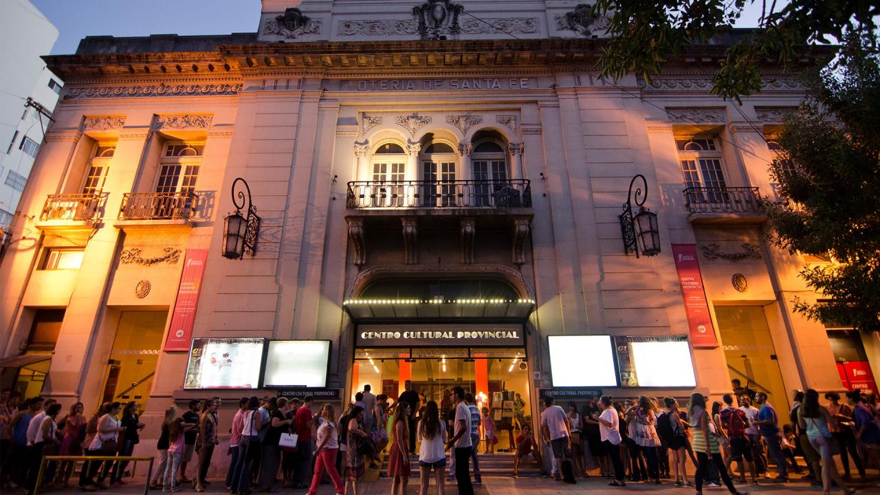 Santa Fe celebra los 36 años del Centro Cultural Provincial