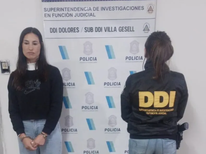 Arrestan a la golfista que golpeó a una mujer por tomar mate