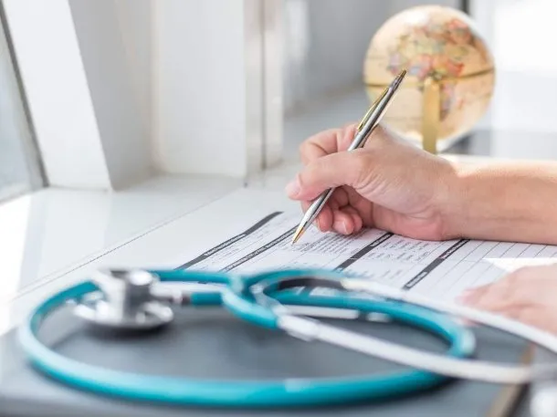 Las farmacias solo aceptarán las recetas electrónicas