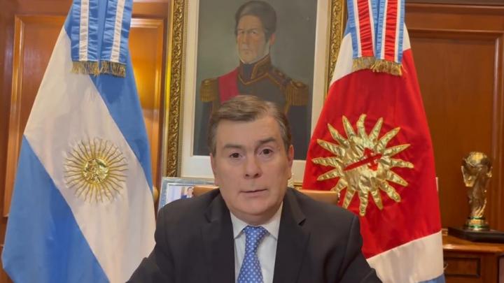 Santiago del Estero no ajusta: 100% de aumento a estatales