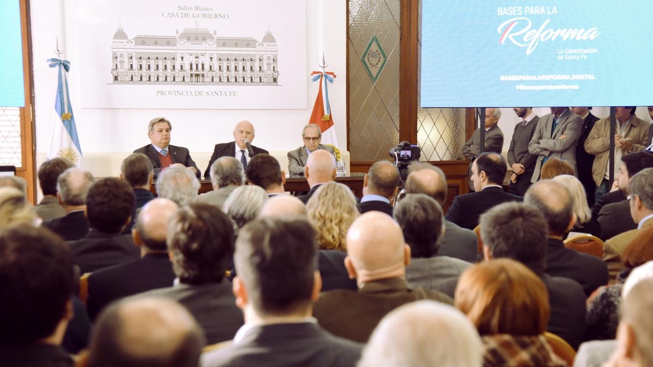 Lifschitz abrió el camino para reformar la Constitución