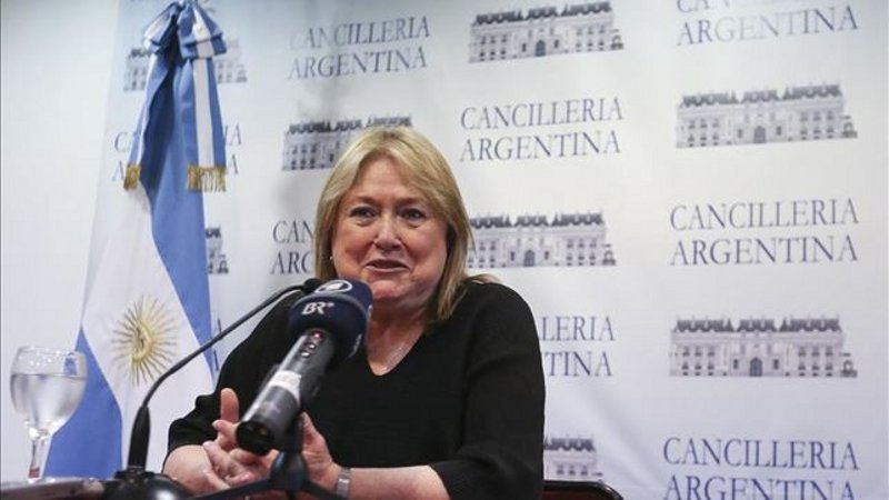 El gobierno respaldó la remoción de Dilma