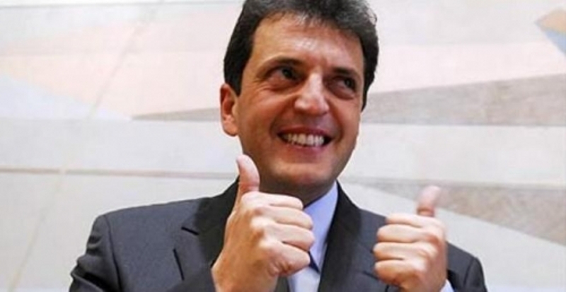 Modelo rosarina se suma al partido de Massa