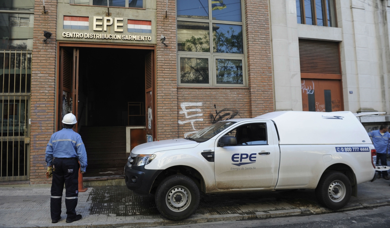 La Justicia frenó la suba de luz en Santa Fe