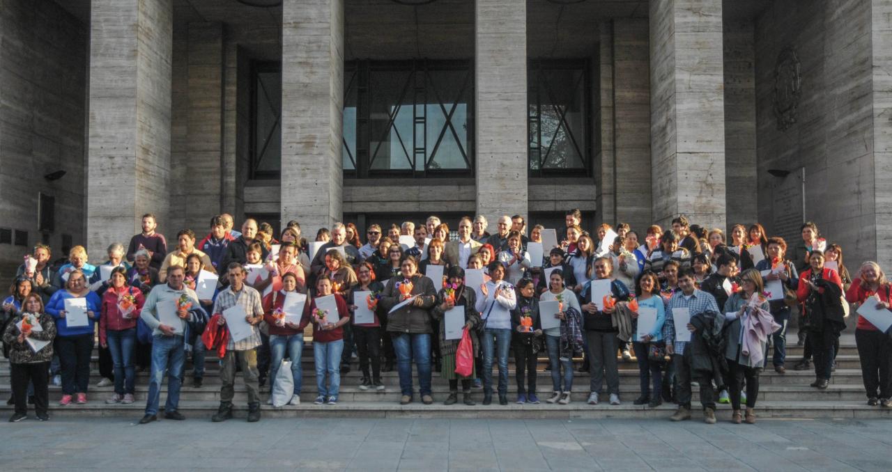 Familias santafesinas dueñas de sus casas