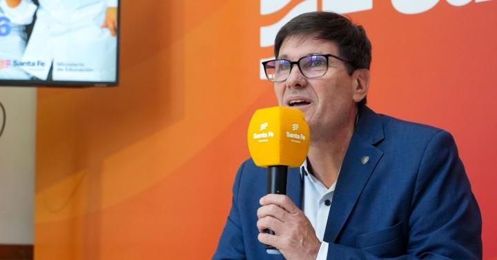 José Goity aseguró que el aumento a los docentes