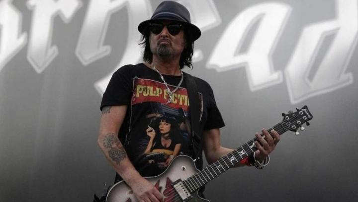 Campbell integró Motörhead desde 1984 hasta 2015.