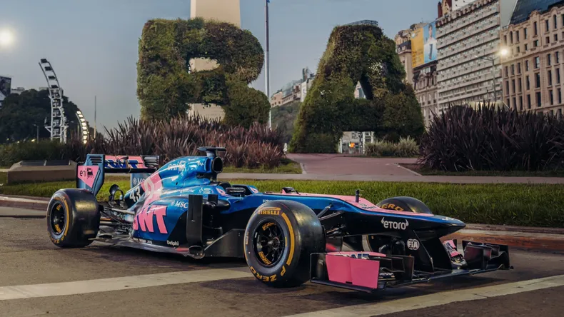 Presentaron el Alpine con el que Colapinto hará el Road Show 