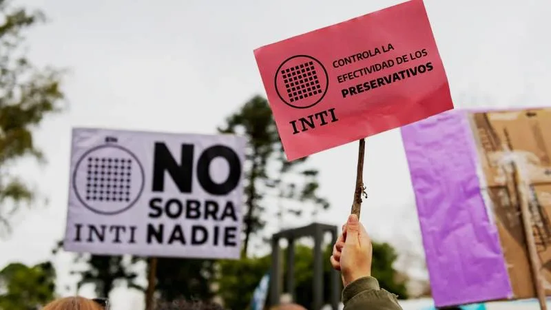 La Justicia federal frenó el cierre del INTI 