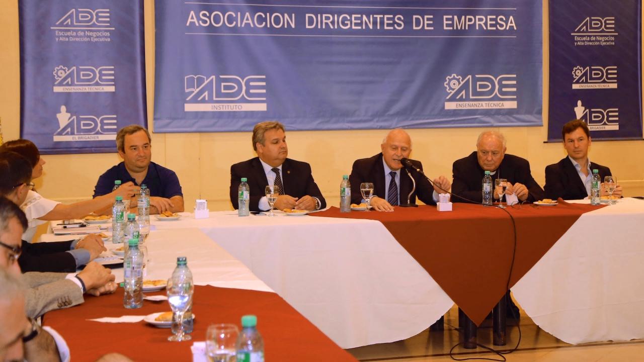 La reforma constitucional en la Mesa de Diálogo