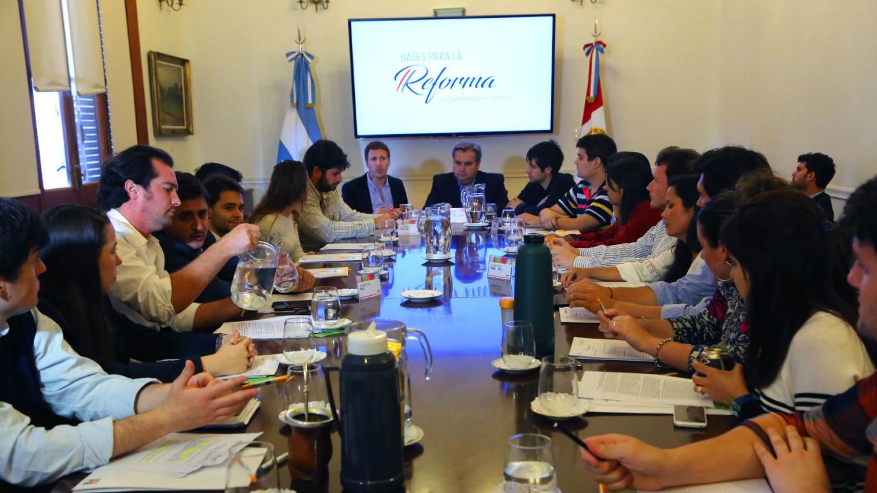 Juventudes políticas se suman a la reforma constitucional