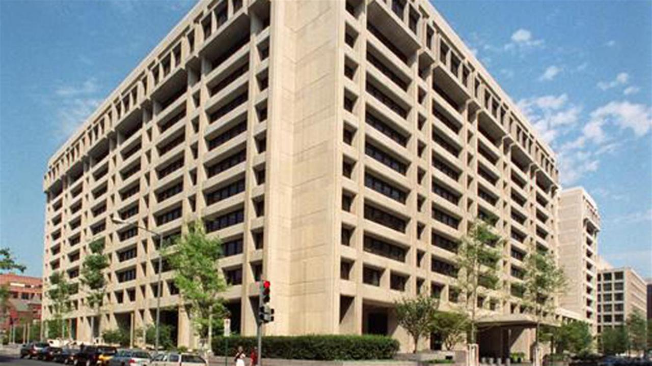 El Gobierno aseguró que la recesión ya tocó fondo