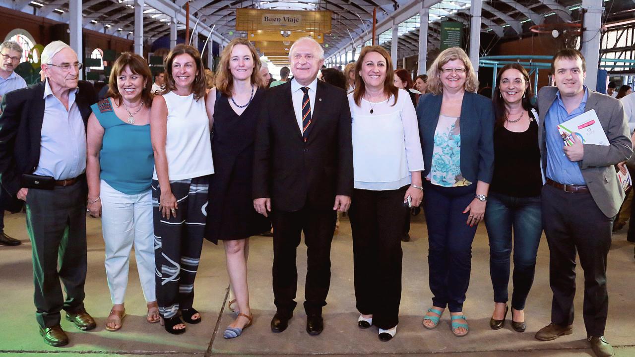 Lifschitz: “Los niños no pueden seguir esperando” 