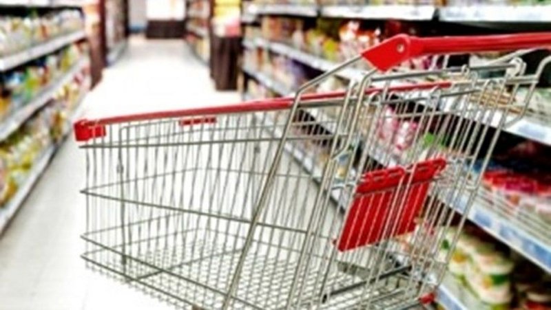 Según el Indec, la economía cayó 3,8 % 