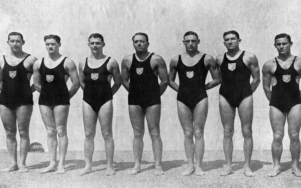 Recuerdos de los clubes náuticos en el Museo de la Ciudad