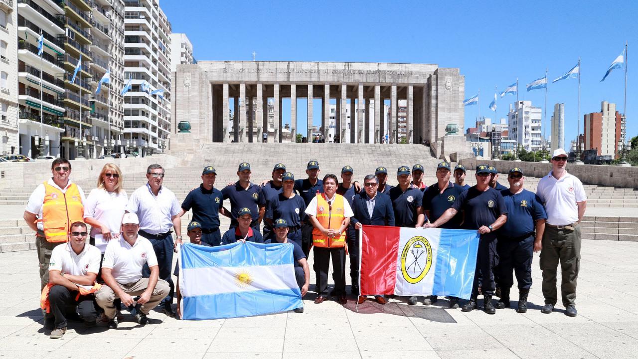 Santa Fe envió brigadistas antiincendios a Chile