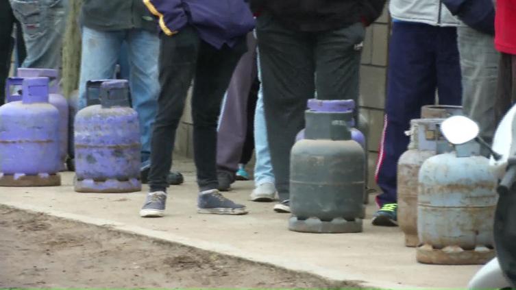 Continúa la venta de garrafas a 90 pesos
