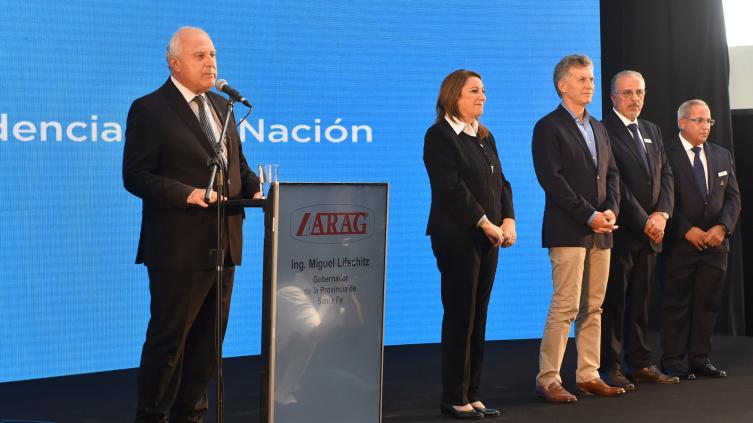 “El desafío es lograr más valor agregado, con trabajo para los argentinos”