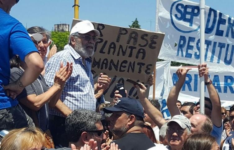 Estatales de Córdoba aceptaron suba de 19,5 %