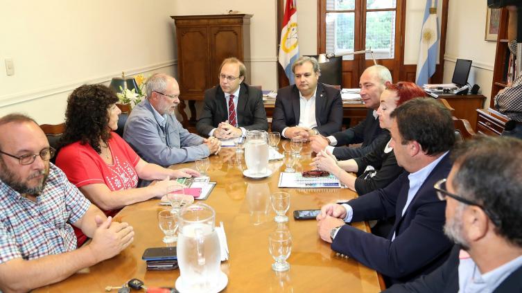 Santa Fe sostuvo la oferta del 21 % a los estatales