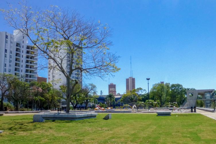 Santa Fe: inauguran la nueva Plaza Alberdi