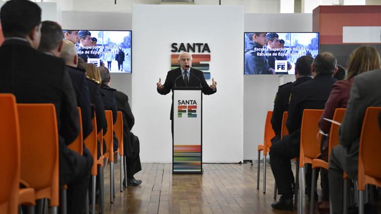 Dos nuevas escuelas para capacitar a la Policía