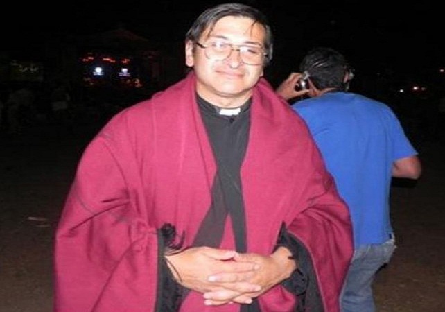 Un cura mendocino pidió “levantarse en armas”  