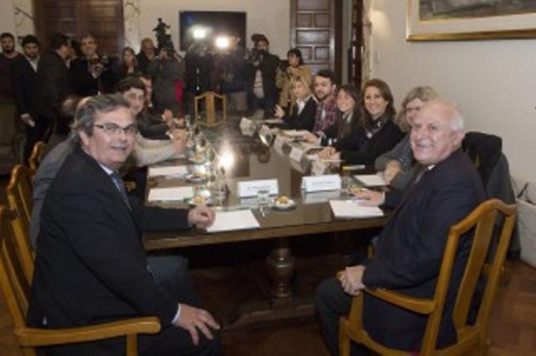 Monumentos alegóricos a la Reforma Universitaria