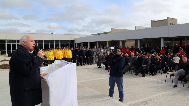 Lifschitz destacó la labor de los bomberos voluntarios