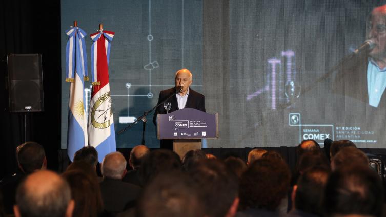 El gobernador inauguró la Semana Comex