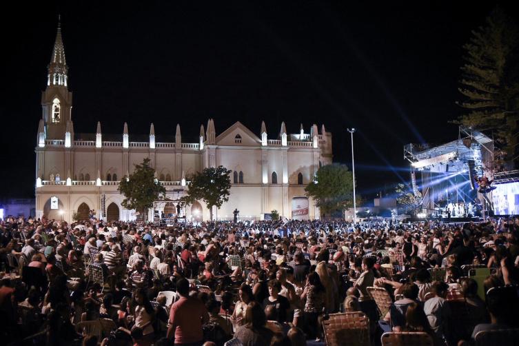 Más de 25 mil personas en el inicio del Festival de Guadalupe