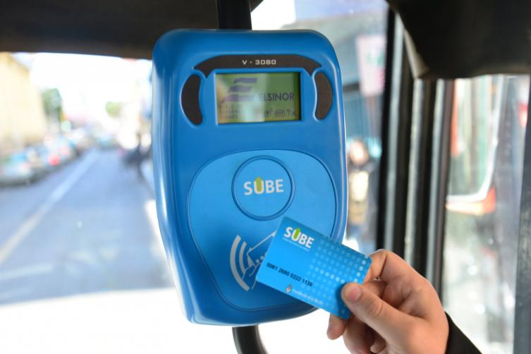 Rige el aumento del boleto de colectivos en Santa Fe