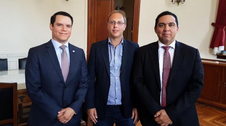 Santa Fe recibirá un préstamo de USD 50 millones de la OPEP
